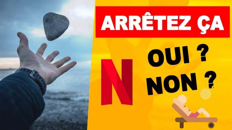 Quelqu'un est en train de procrastiner et de ne pas travailler.