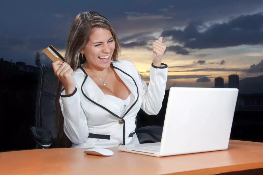 Comment développer et créer une activité en ligne ? 2 Activité en ligne - Identifier et combler les attentes de la clientèle