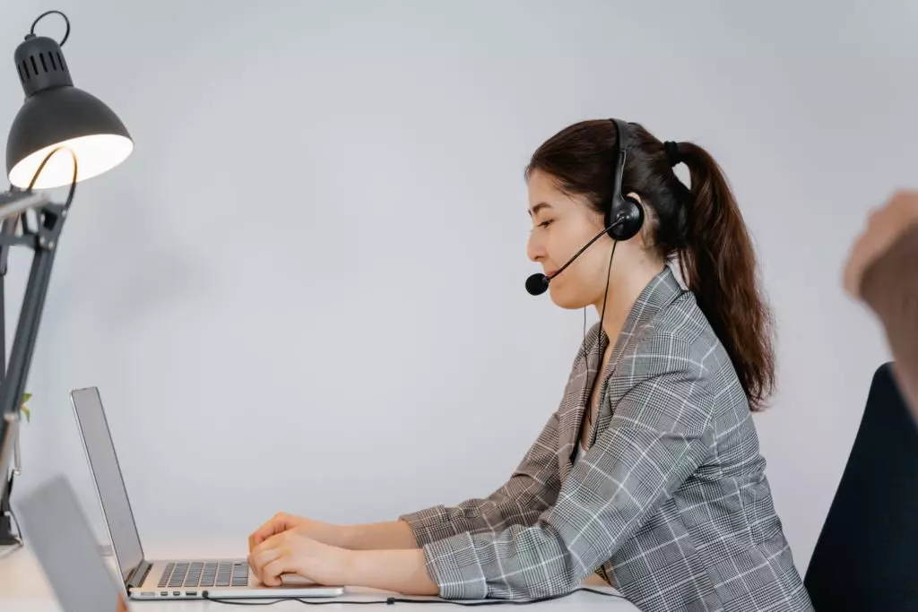 Relation Client : comment humaniser sa marque sur les réseaux sociaux ? 1 Relation client - Un pilier du marketing