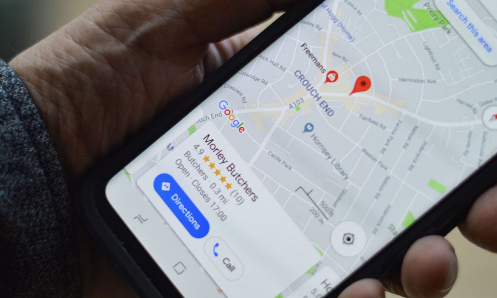 Google Opinion review sur un smartphone