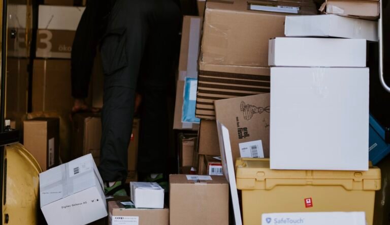 Le MOQ représente la quantité minimum de produits que vous devez commander pour être livré.