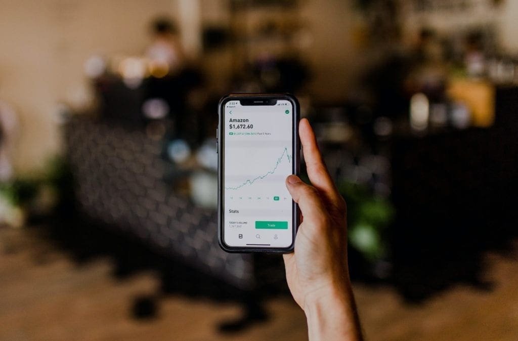Vendre en ligne sans stock - Dropshipping vs magasins affiliés 