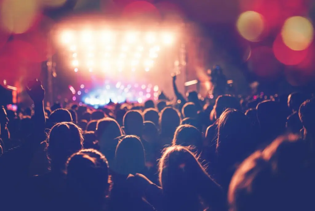 Comment Revendre son Billet de Concert en ligne ? Guide complet 1 getty images LAUu KapZA4 unsplash