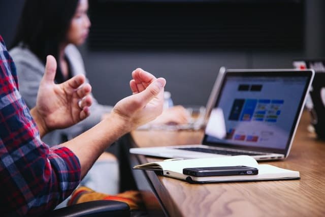 Prestashop vs Shopify - Les concurrents moins coûteux