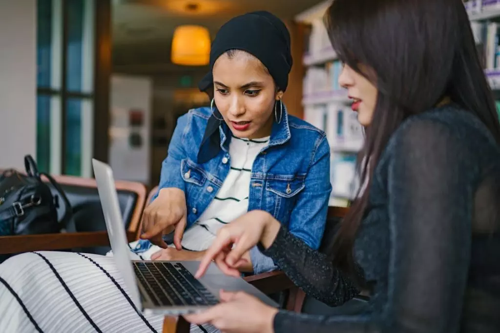 Comment se lancer dans la vente en ligne ? 3 Vente en ligne - Suivre plusieurs étapes pour créer sa boutique virtuelle