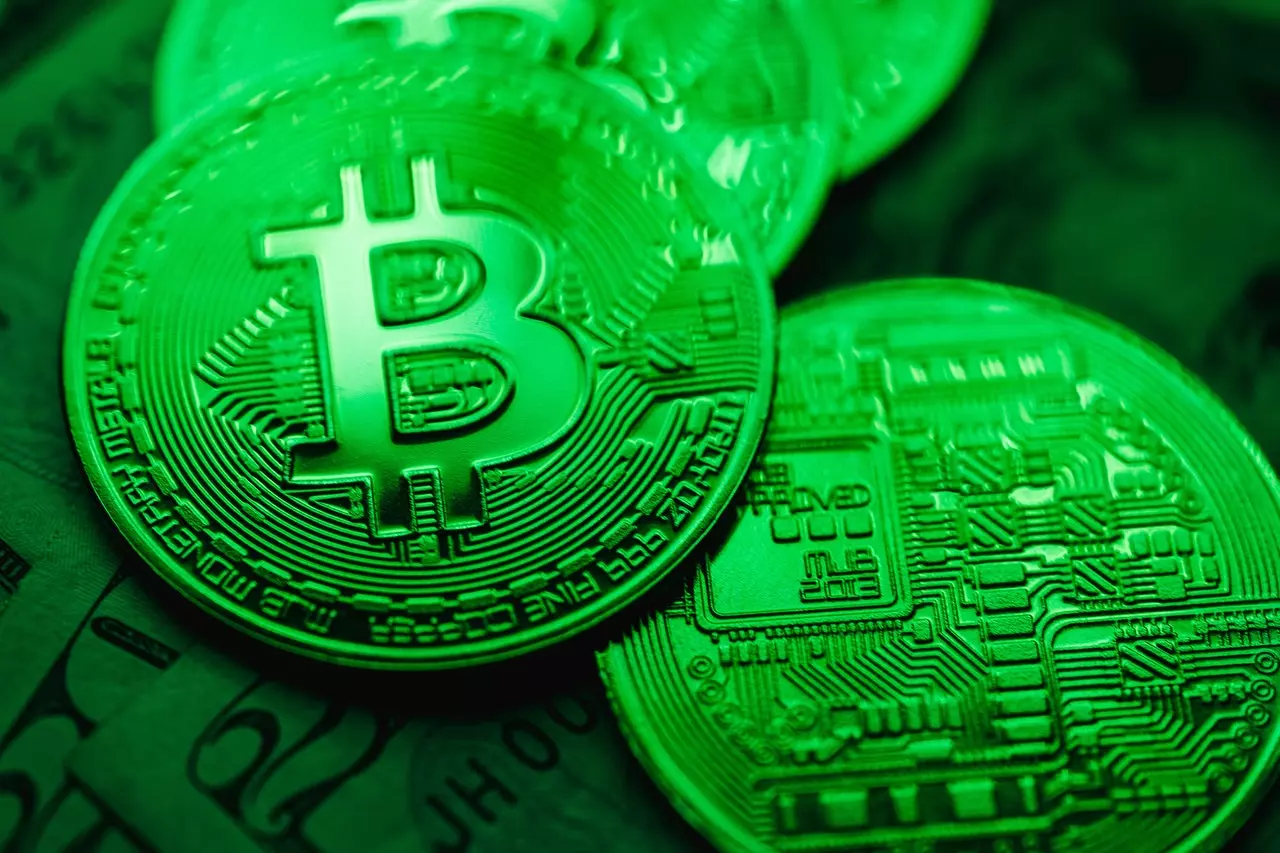 Qu'est-ce que les fee et frais de transfert en cryptomonnaie ? 3 Fee cryptomonnaie - Gardez un œil sur ses transaction est un bon moyen de réduire les frais
