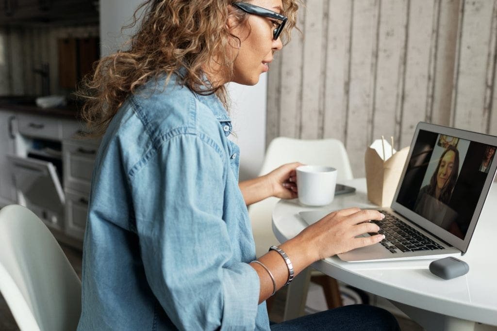 Faire un webinar - Augmenter la notoriété de ton entreprise