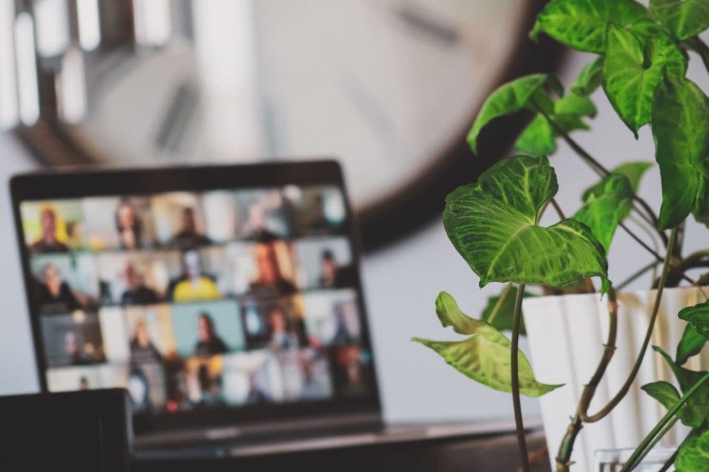 Avis clients - Les email et formulaires de contact 