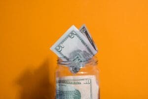 Un guide pour économiser de l'argent.